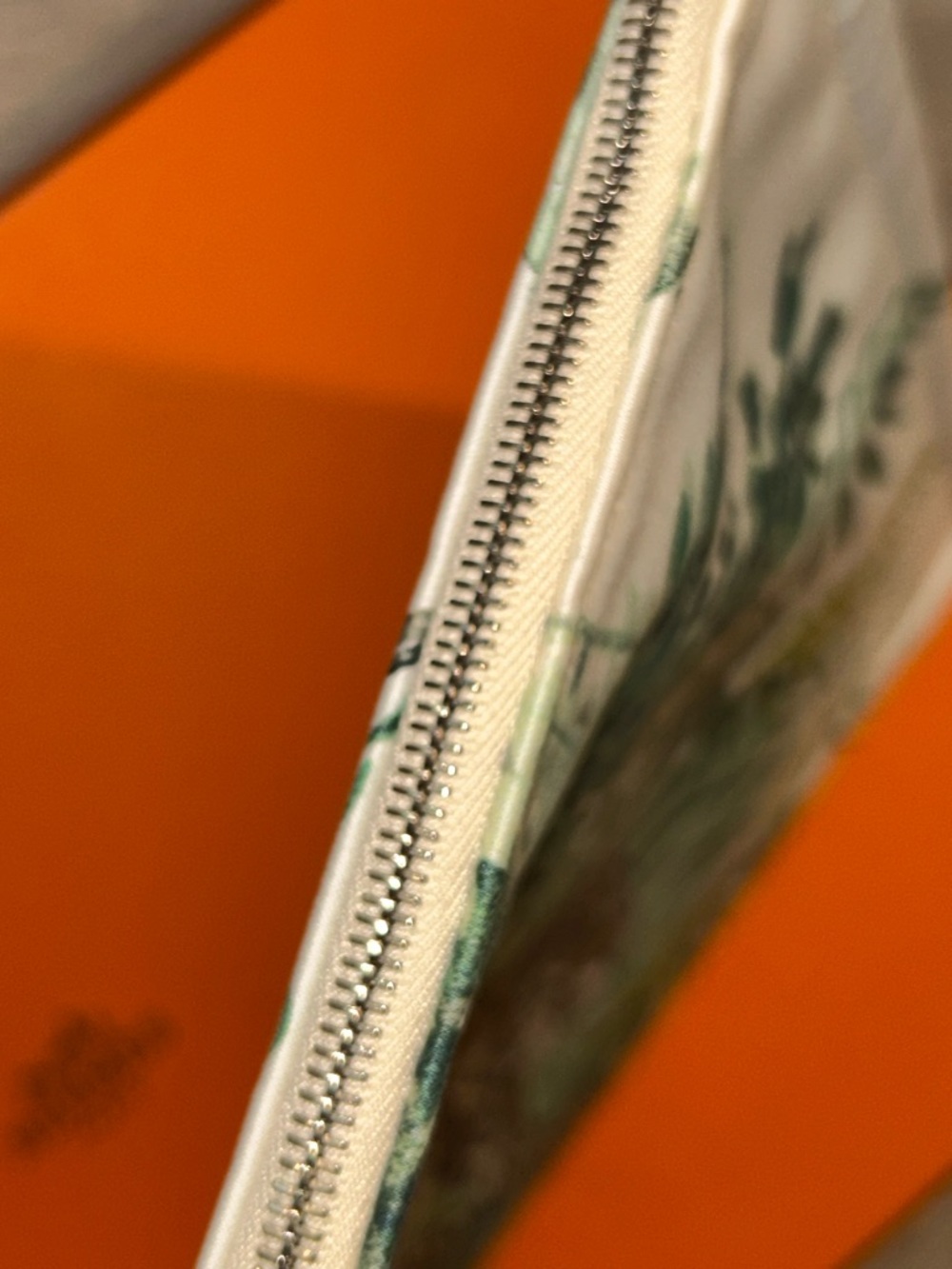 Hermès Carnets D’Equateur Multicolor Clutch Bag- LIKE NEW - Picture 11 of 13